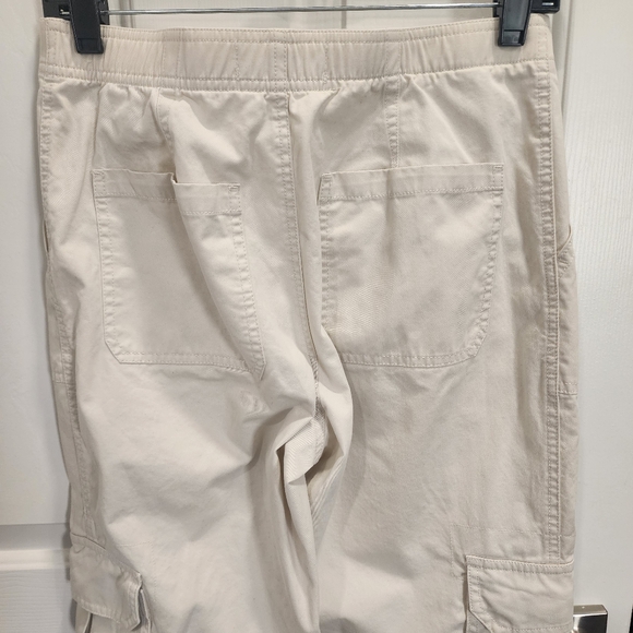 Abercrombie & Fitch Relaxed Cargo Pant, Size 4 Short,/27, Cream - Picture 5 of 10